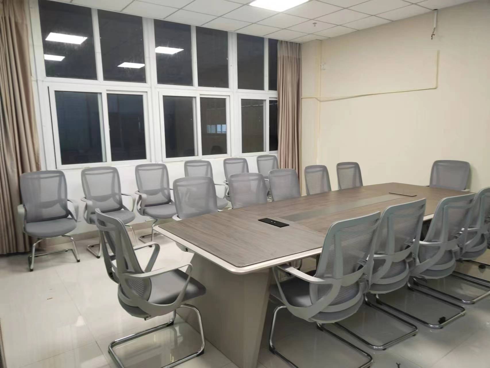 深圳办公家具定做会议桌